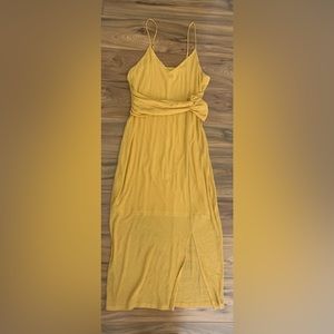 Express size M mustard maxi dress